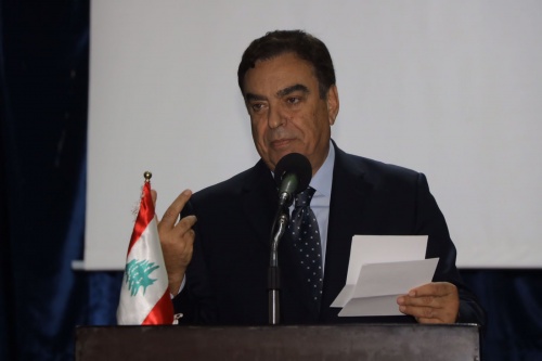 الوزير قرداحي من مدينة صور : لبنان امام مشكلة وجودية